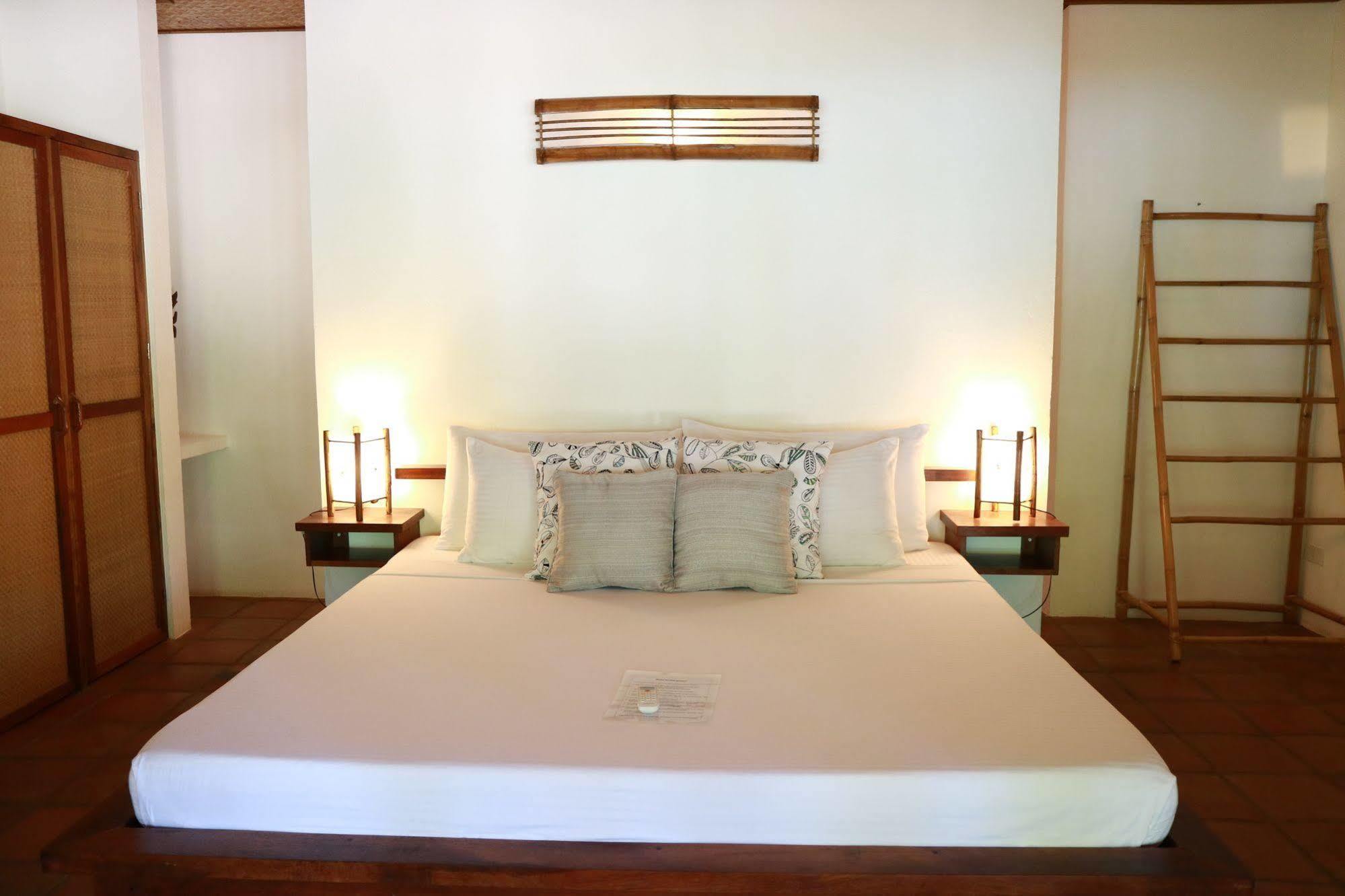 El Nido Mahogany Beach Exterior photo
