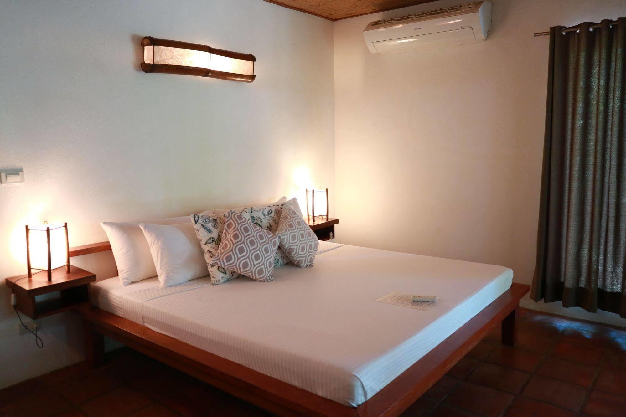 El Nido Mahogany Beach Exterior photo