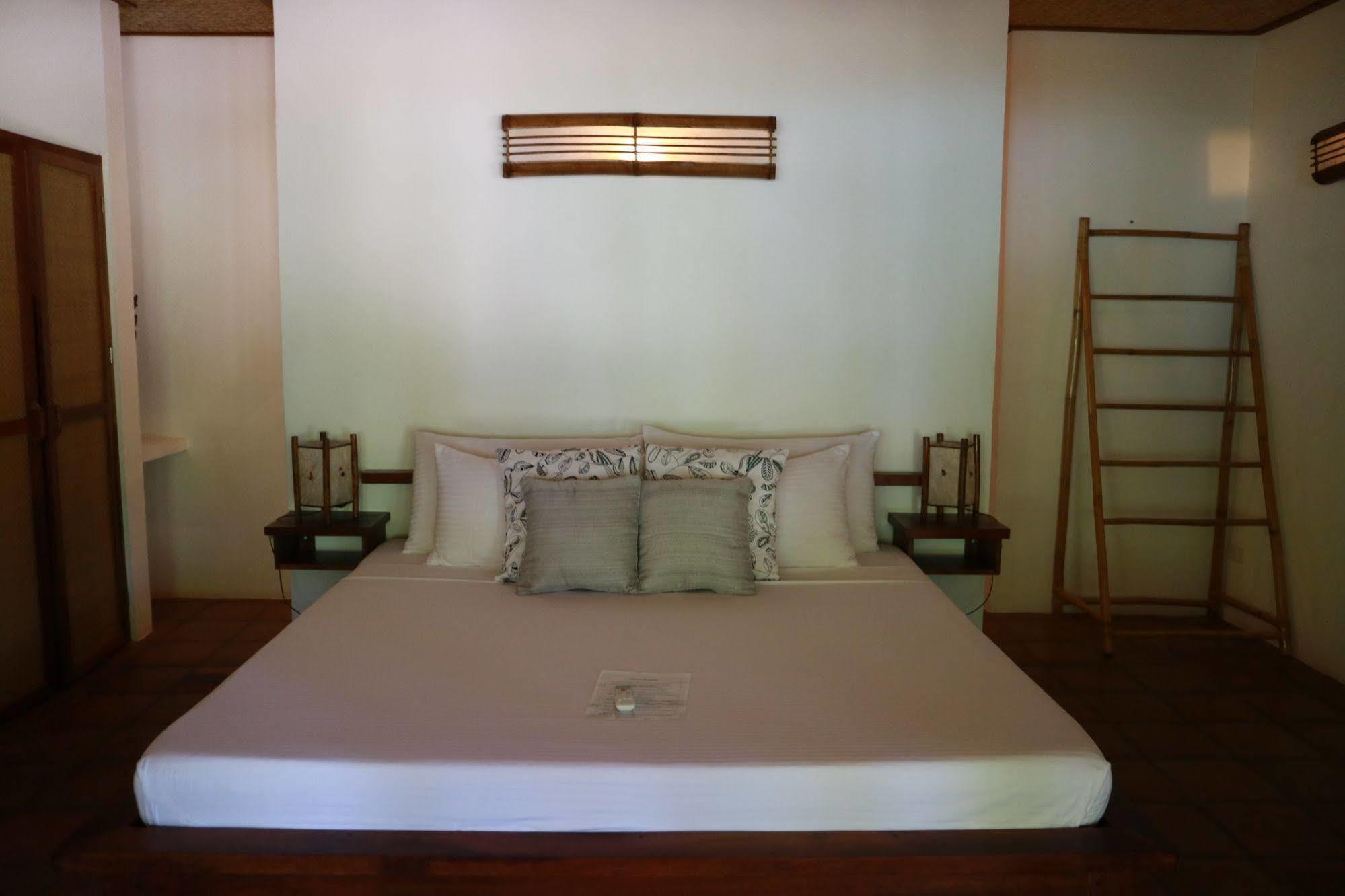 El Nido Mahogany Beach Exterior photo